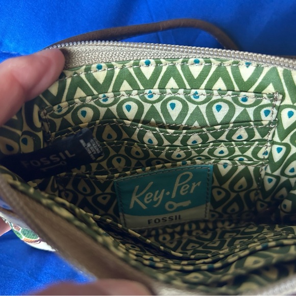 Fossil Ladies Wristlet Wallet - Picture 4 of 4